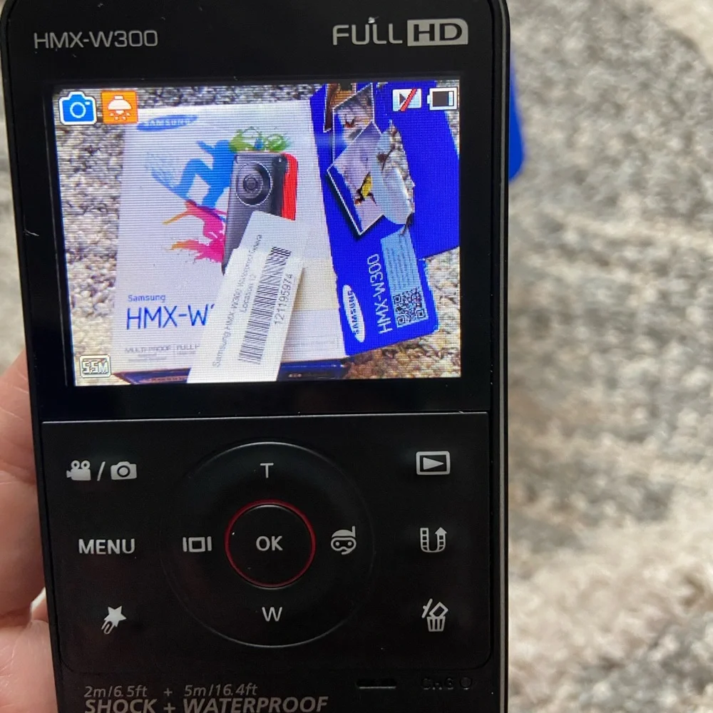 Samsung HMXW300 underwater camera